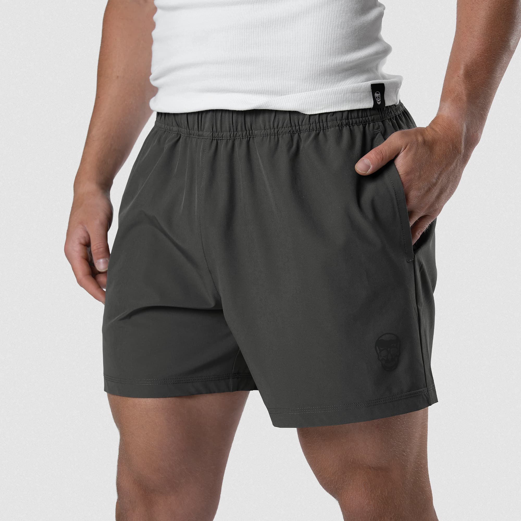Front detail of Men's Conquer 5 Inch Shorts - Dark Gray
