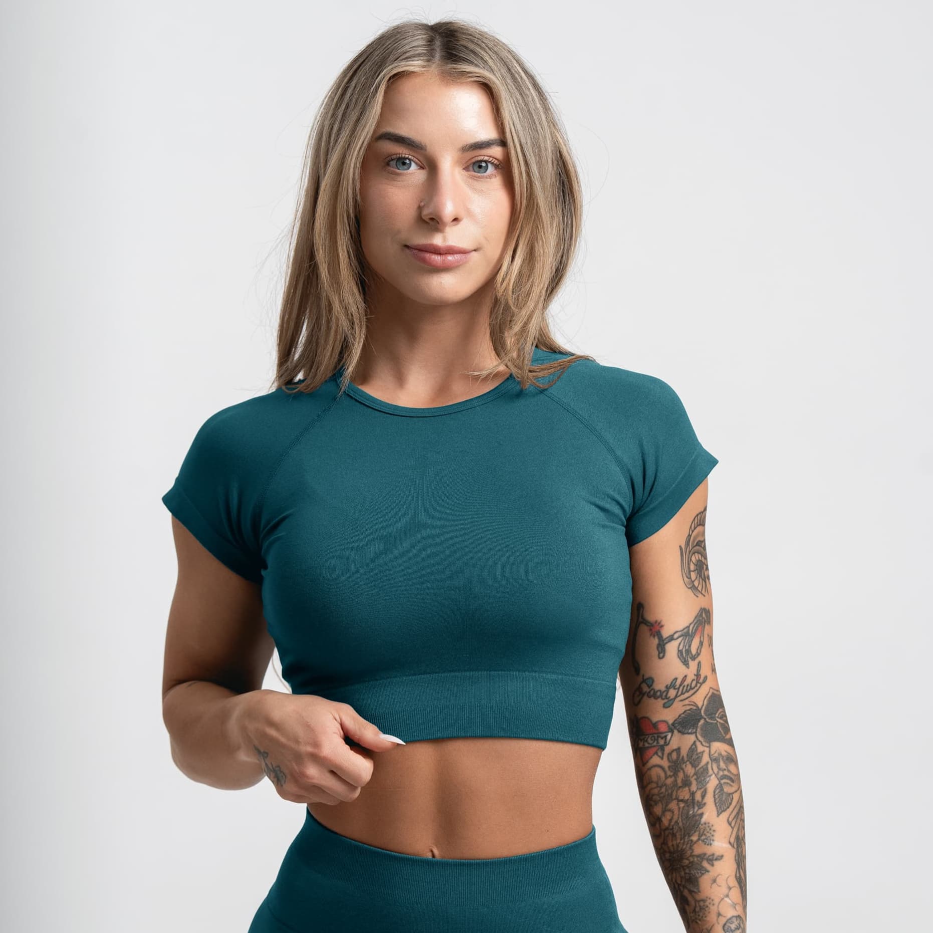 #Color_Emerald