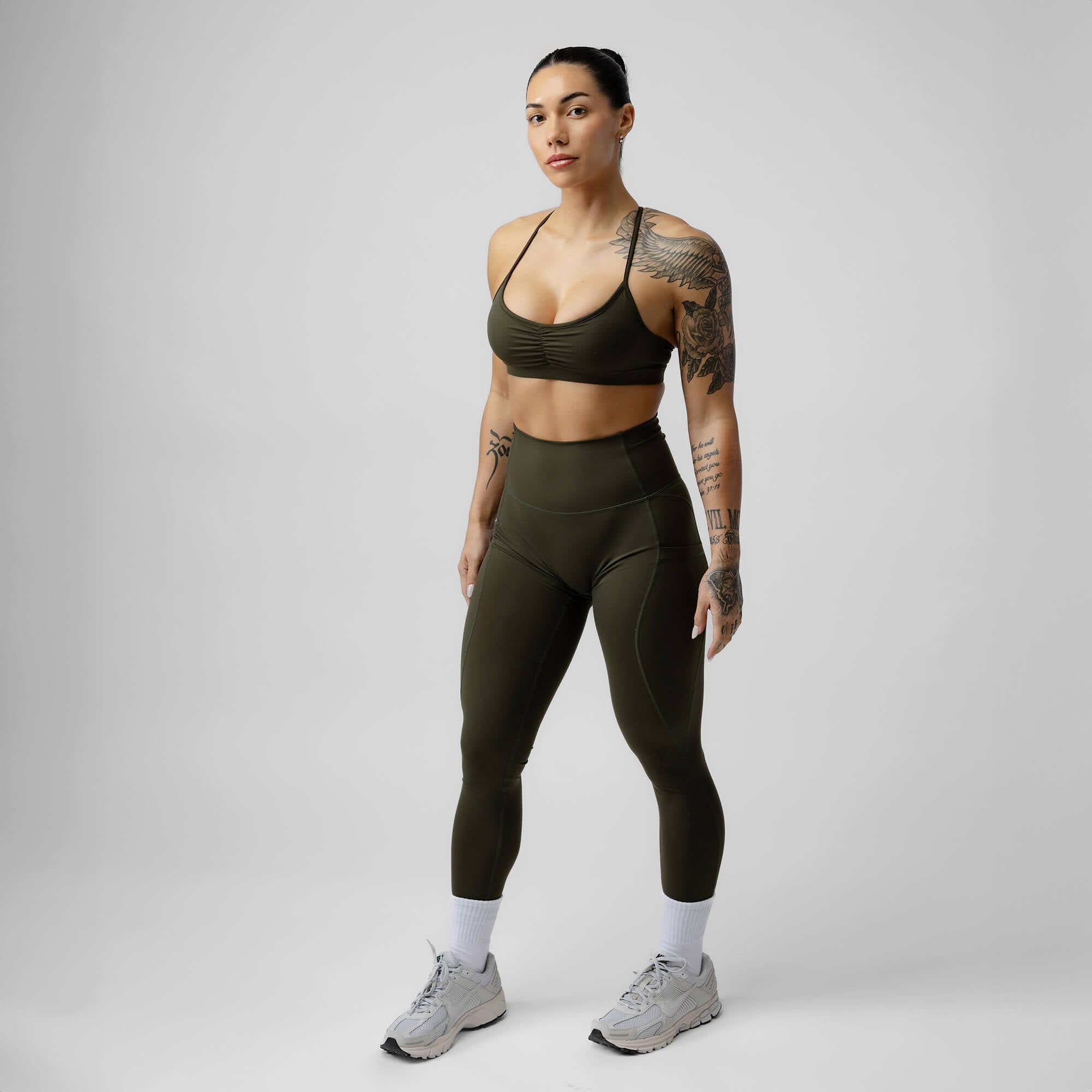strive bra forest green full front