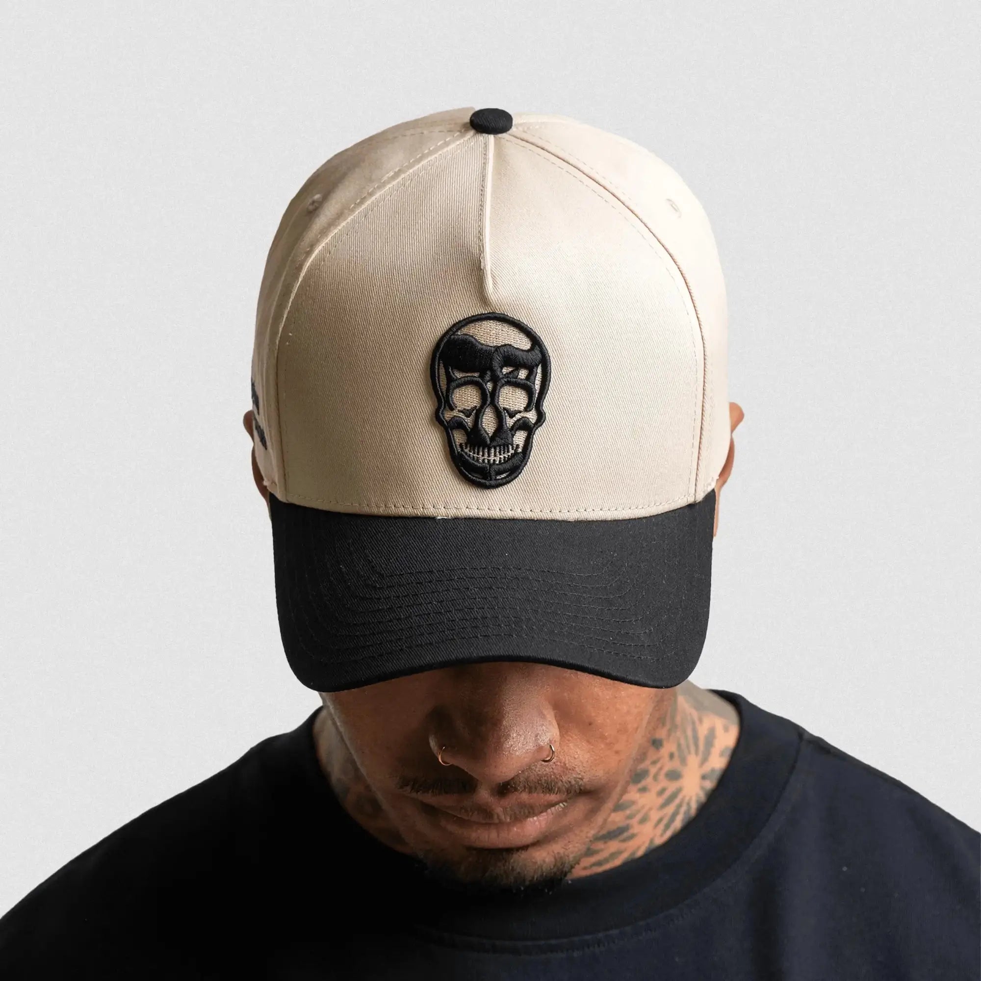 5 panel skull hat cream balck front