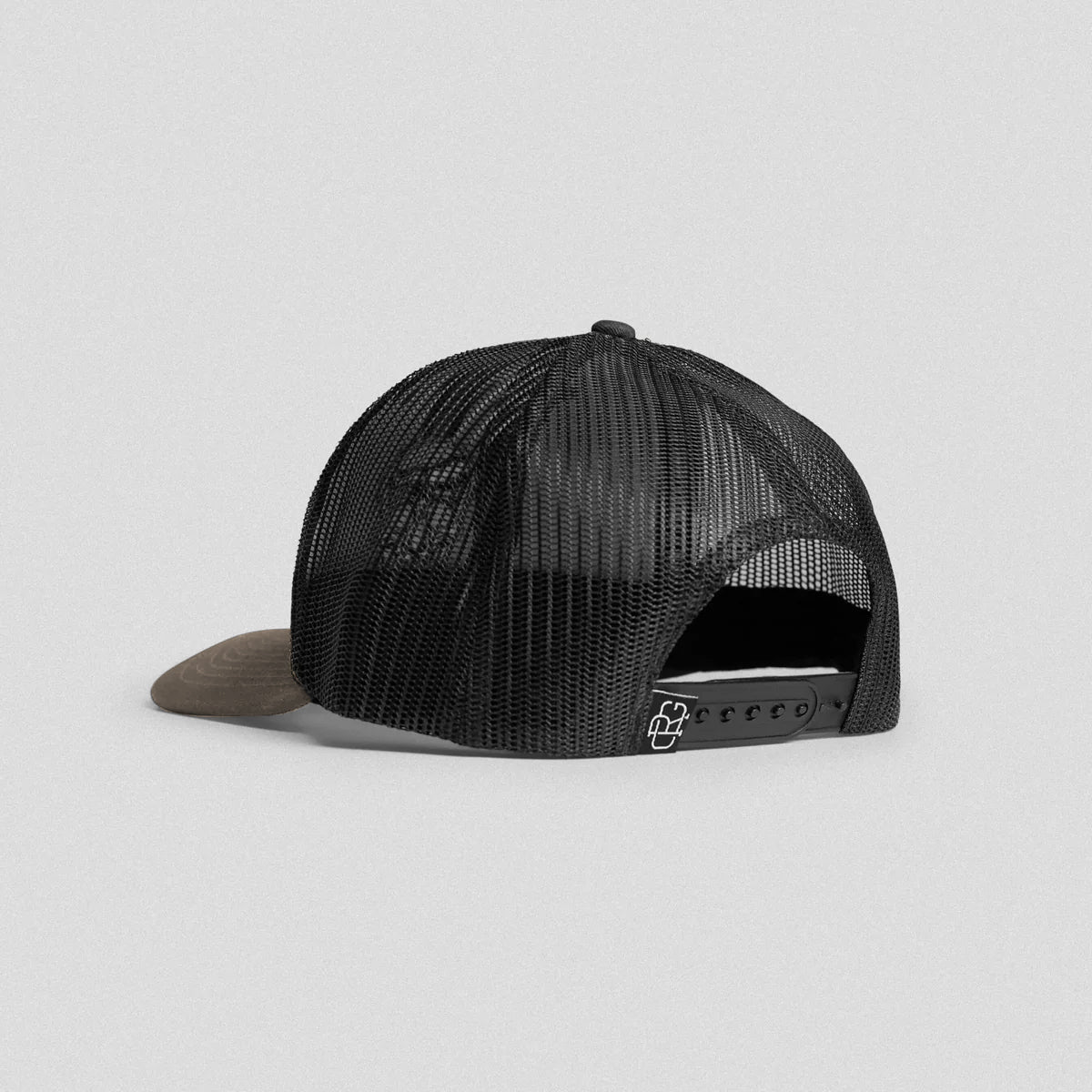 trucker hat fossil back